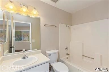 Residential Lease for rent at 955 W Devonshire C, Hemet CA featuring 2 beds and 2 baths