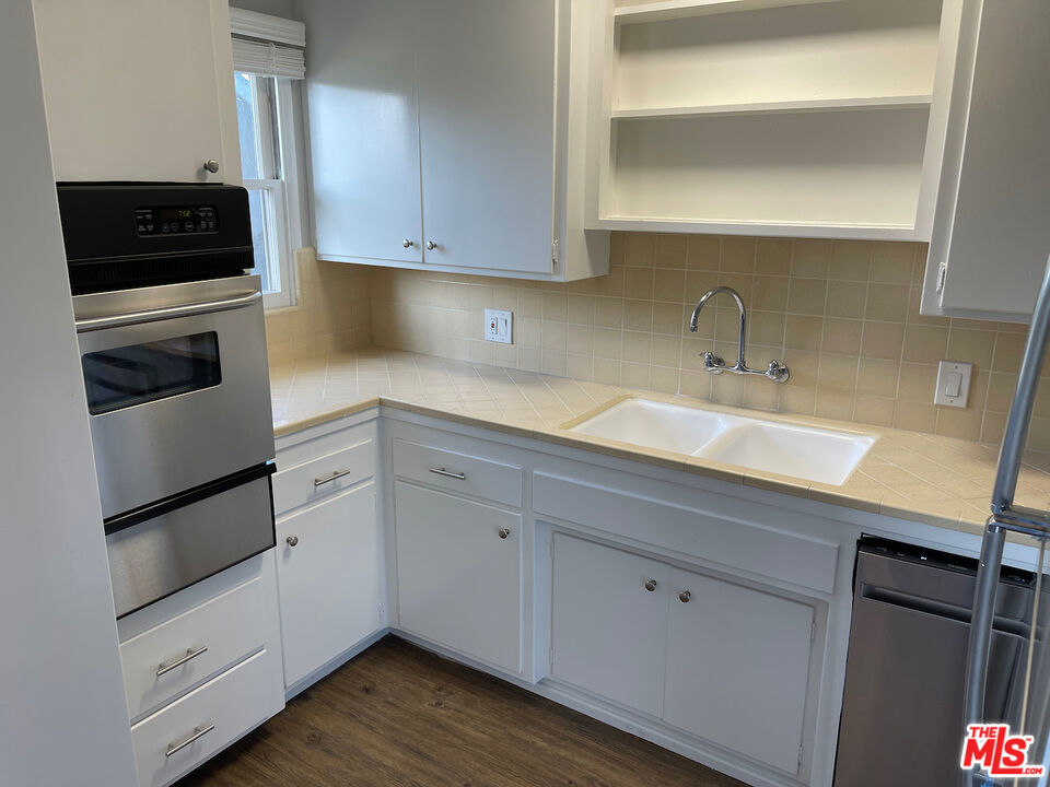 Residential Income for sale at 137 N Myrtle Avenue, Monrovia CA featuring 29 beds and 30 baths