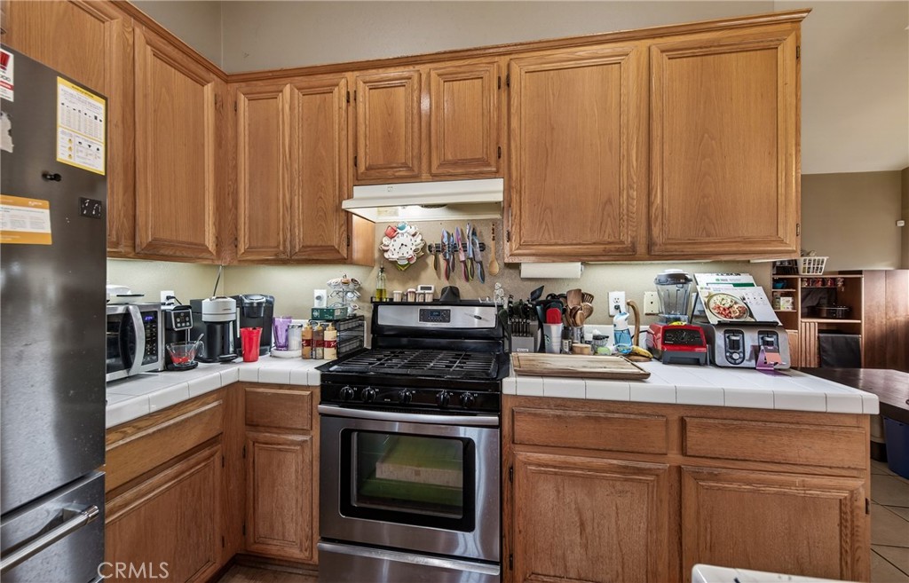 Residential for sale at 31611 Saddle Ridge, Lake Elsinore CA featuring 3 beds and 2 baths