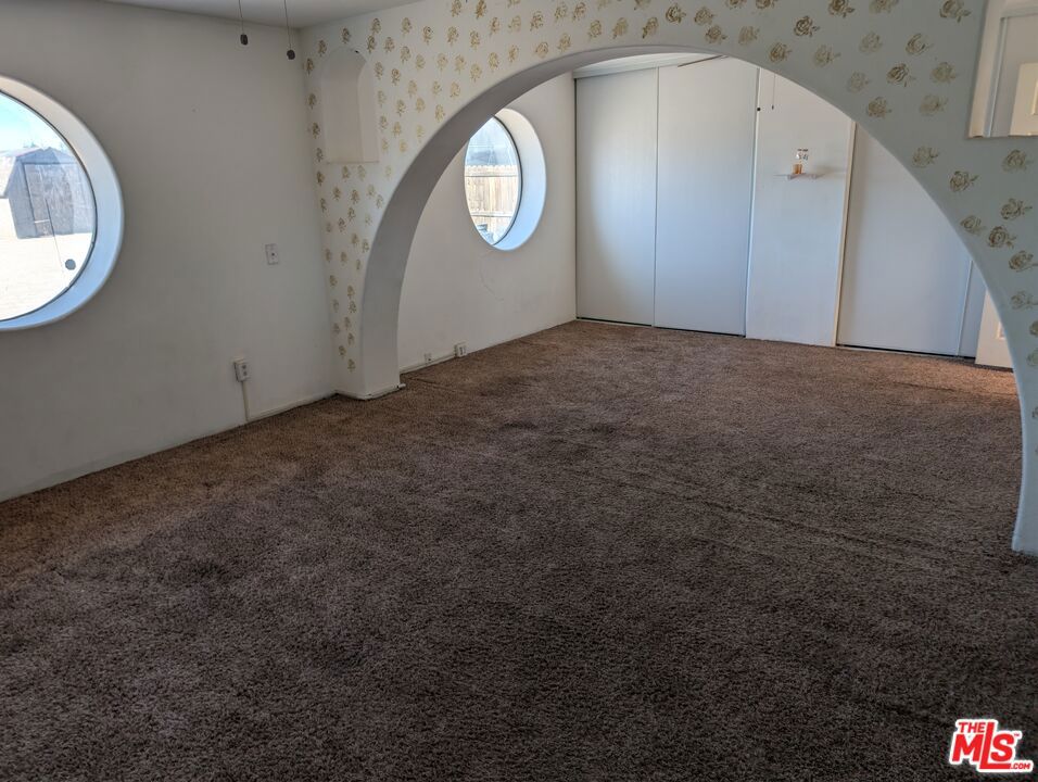 Residential for sale at 8178 Kingston Avenue, Hesperia CA featuring 3 beds and 3 baths