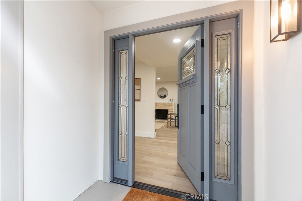 Residential for sale at 12097 Pastoral, San Diego CA featuring 3 beds and 2 baths