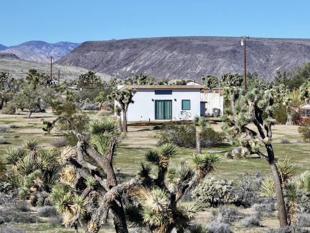 Residential for sale at 4039 Greasewood Lane, Yucca Valley CA and 1 bath