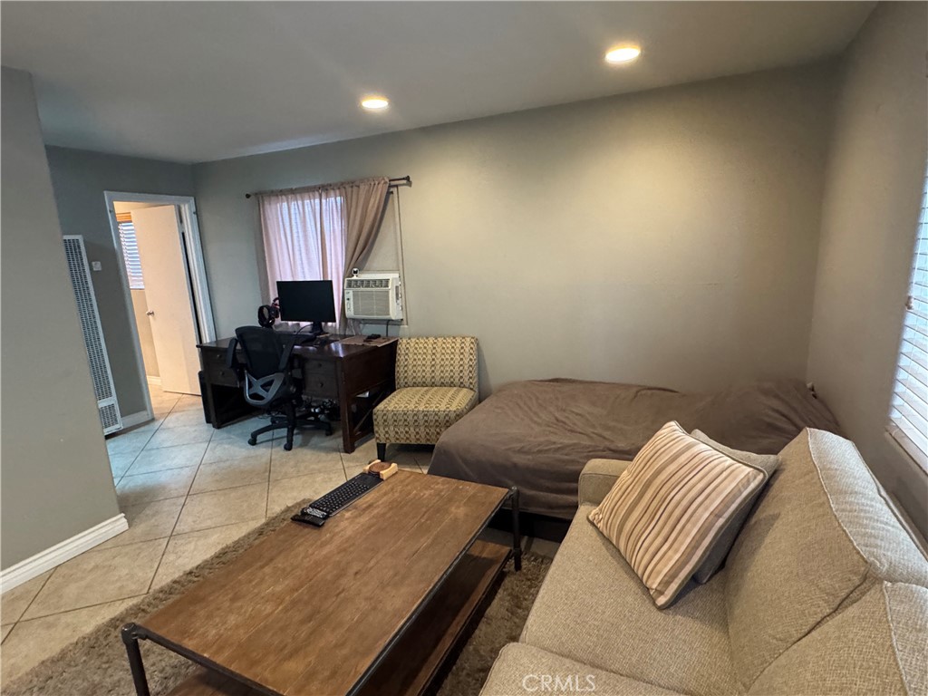 Residential Lease for rent at 33966 Malaga Drive B, Dana Point CA and 1 bath