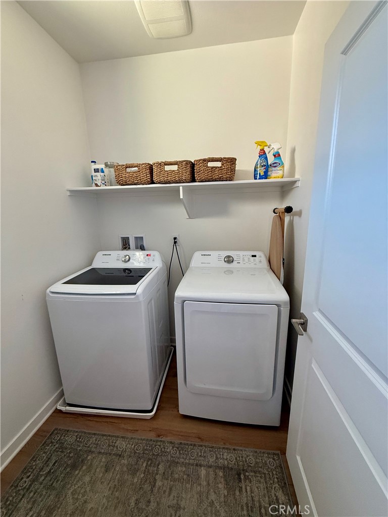 Residential for sale at 45187 Via Vela, Temecula CA featuring 3 beds and 3 baths