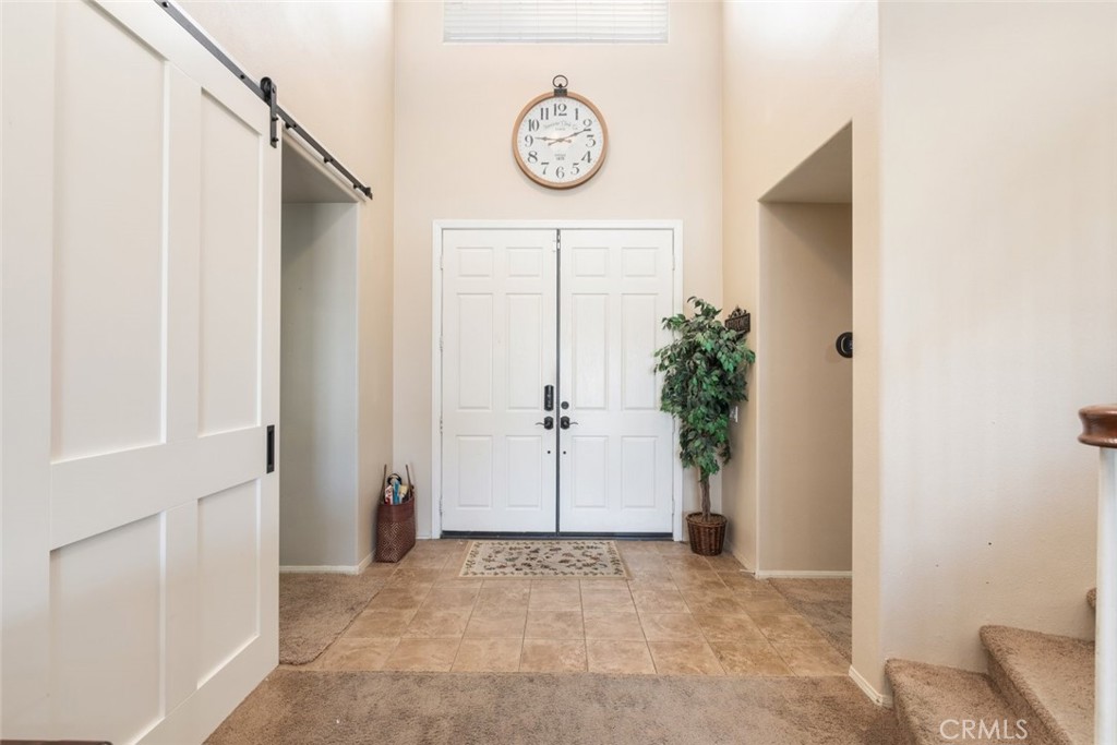 Residential for sale at 2117 Roanoke, San Jacinto CA featuring 6 beds and 5 baths