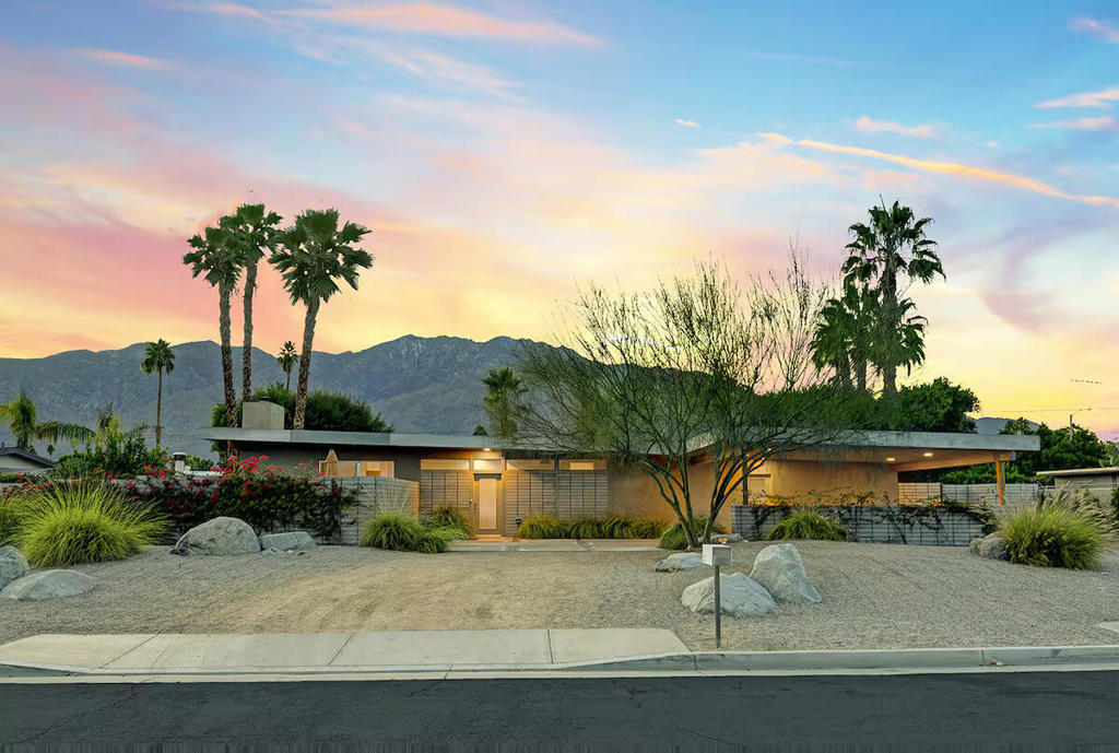 Residential for sale at 623 Desert Way, Palm Springs CA featuring 3 beds and 2 baths