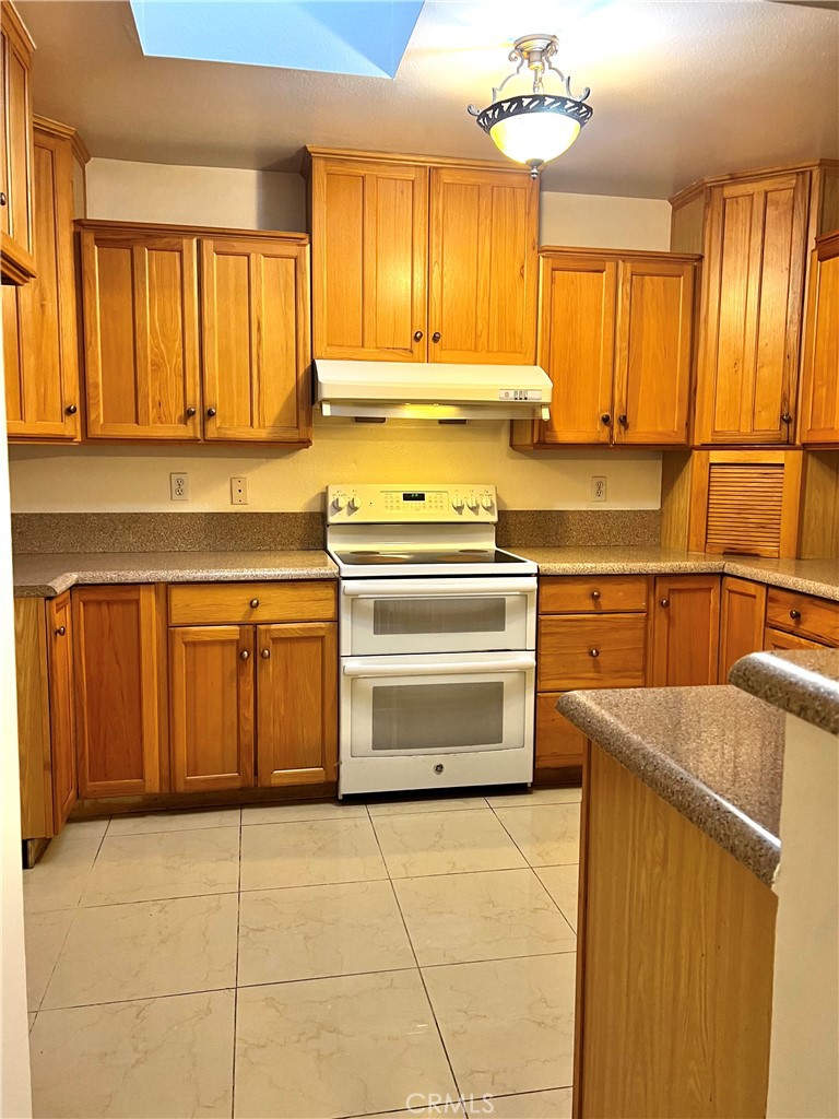 Residential Lease for rent at 540 Fairview, Arcadia CA featuring 3 beds and 2 baths