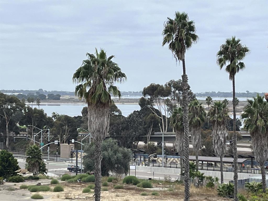 Residential for sale at 2540 Clairemont Dr 307, San Diego CA featuring 2 beds and 2 baths