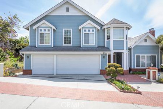 Residential Lease for rent at 2581 Camino Del Sol, Fullerton CA featuring 5 beds and 4 baths