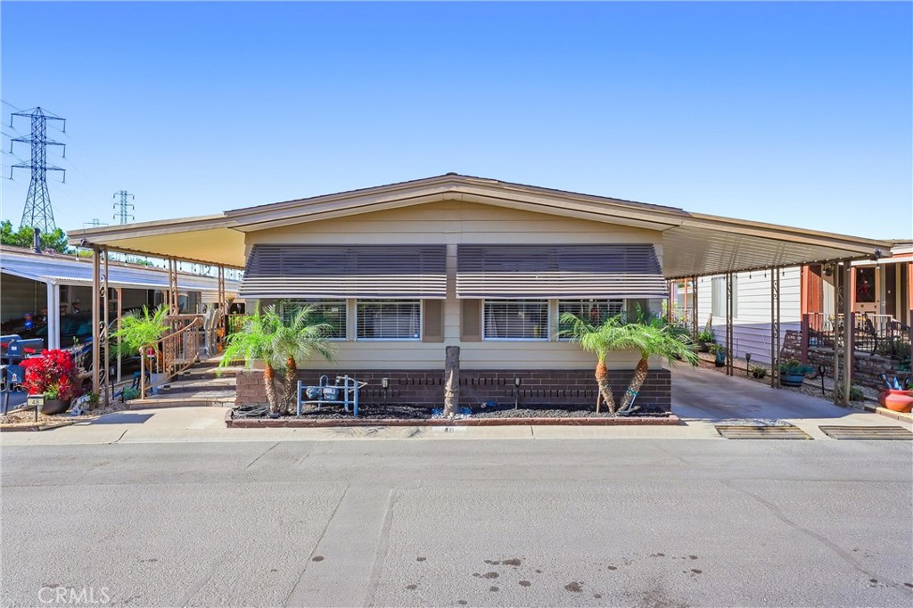 Manufactured In Park for sale at 1400 S Sunkist 48, Anaheim CA featuring 2 beds and 2 baths