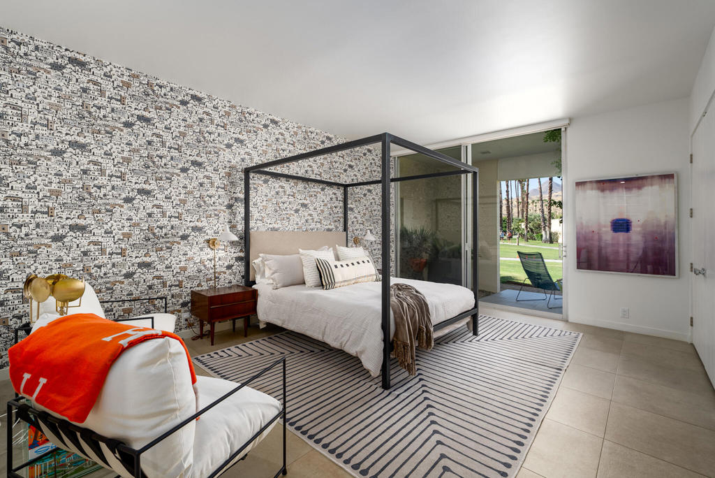 Residential Lease for rent at 320 Desert Lakes Drive, Palm Springs CA featuring 2 beds and 2 baths