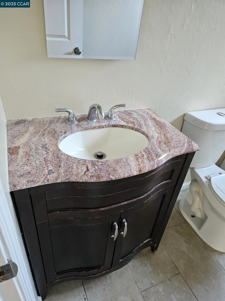 Residential Lease for rent at 2287 Cuadra Ct, Pinole CA featuring 2 beds and 1 bath