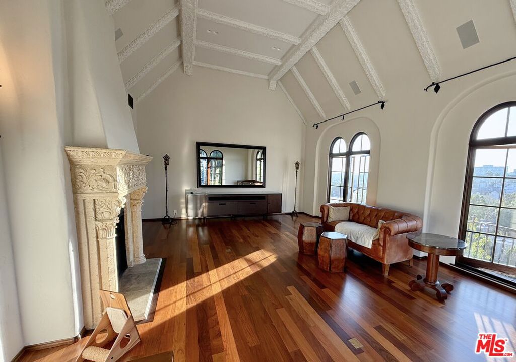 Residential Lease for rent at 1302 N Sweetzer Avenue 603, West Hollywood CA featuring 2 beds and 3 baths