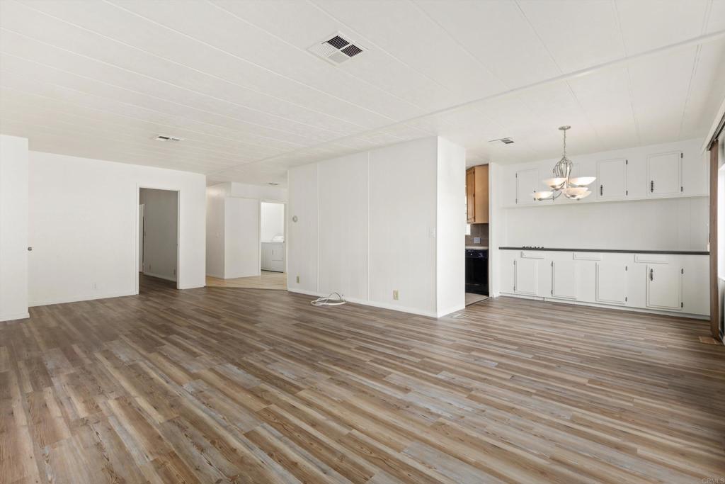 Manufactured In Park for sale at 718 Sycamore Avenue 193, Vista CA featuring 2 beds and 2 baths