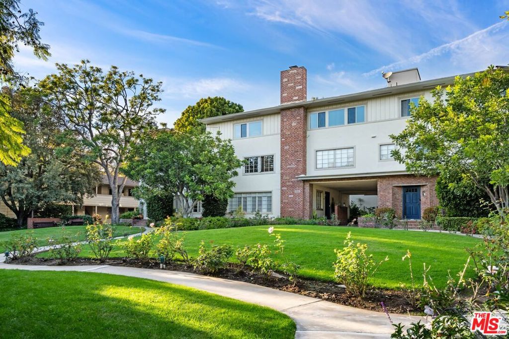 Residential for sale at 11901 W Sunset Boulevard 206, Los Angeles CA featuring 1 bed and 1 bath
