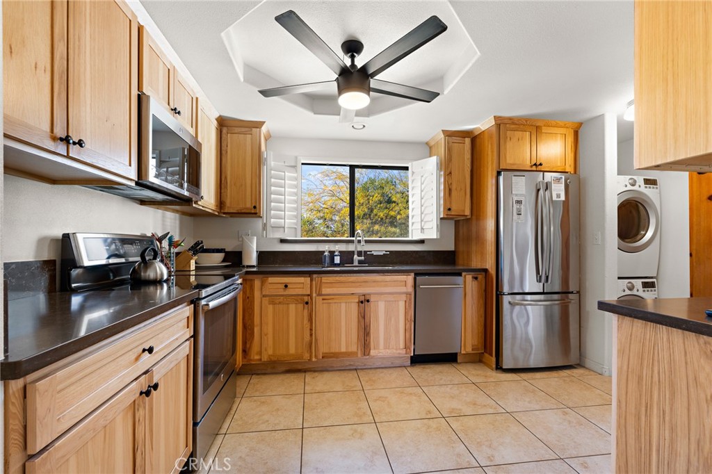 Residential for sale at 2653 Meldora, 29 Palms CA featuring 3 beds and 3 baths