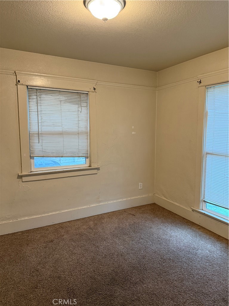 Residential for sale at 204 W 25th, Merced CA featuring 3 beds and 1 bath