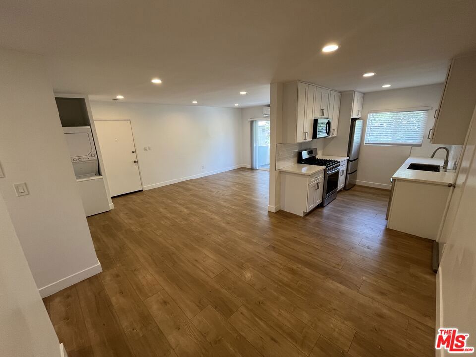 Active for sale at West Hollywood, CA, West Hollywood, CA CA and 11 baths