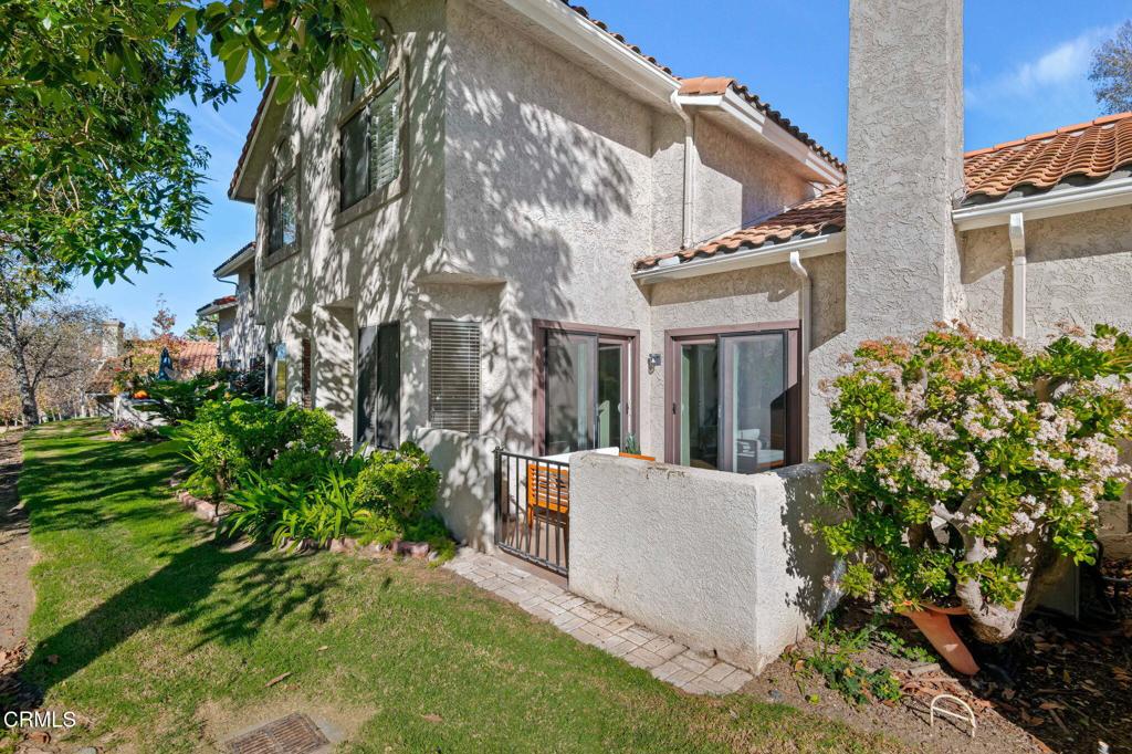 Residential for sale at 6204 Corte Antigua, Camarillo CA featuring 2 beds and 3 baths