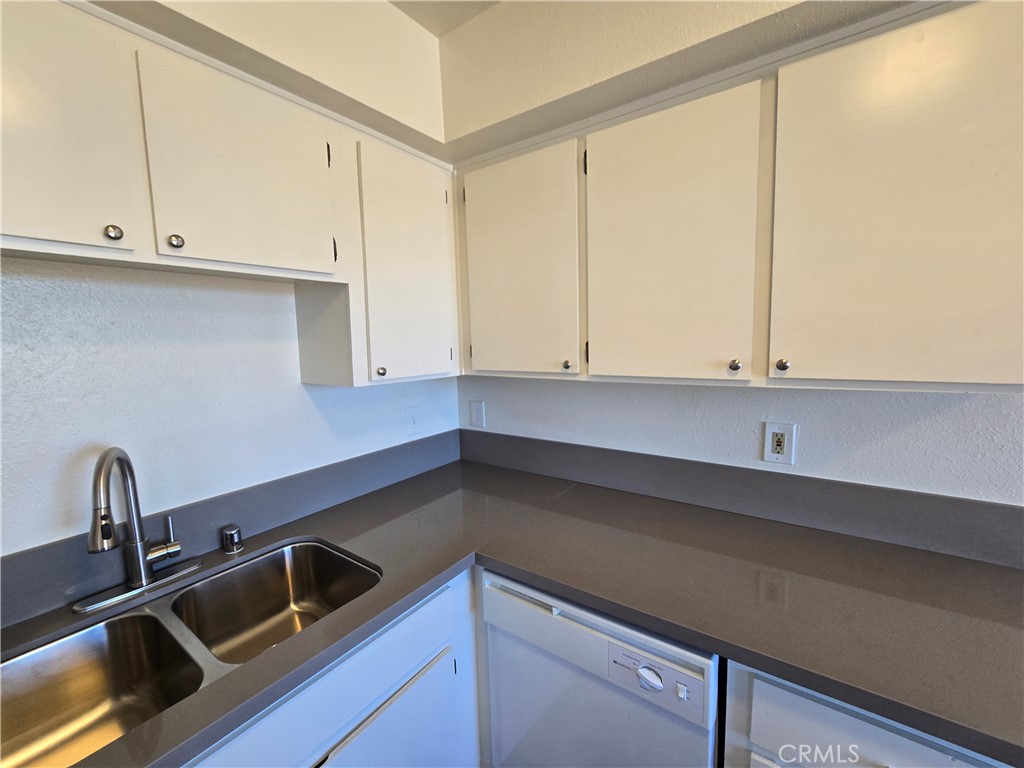 Residential Lease for rent at 8342 Columbine Avenue D, California City CA featuring 2 beds and 1 bath
