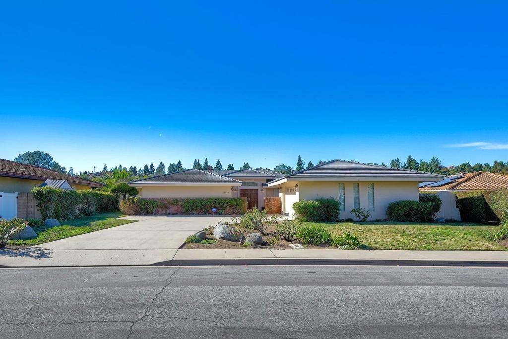 Residential for sale at 17784 Via Graacia, San Diego CA featuring 3 beds and 2 baths