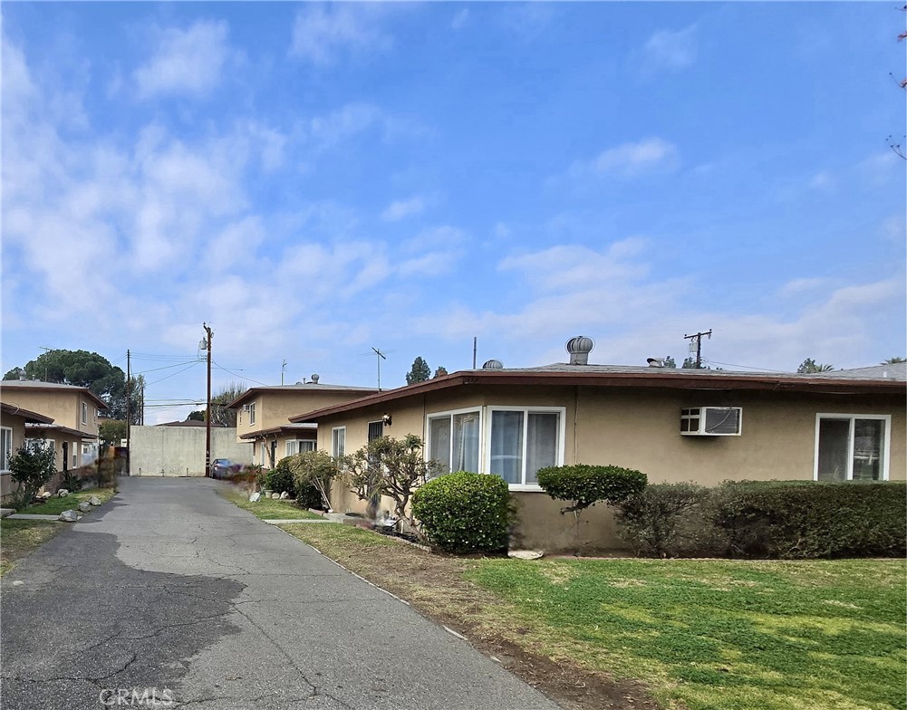 Residential Lease for rent at 321 N Beverly Court 321A, Ontario CA featuring 1 bed and 1 bath