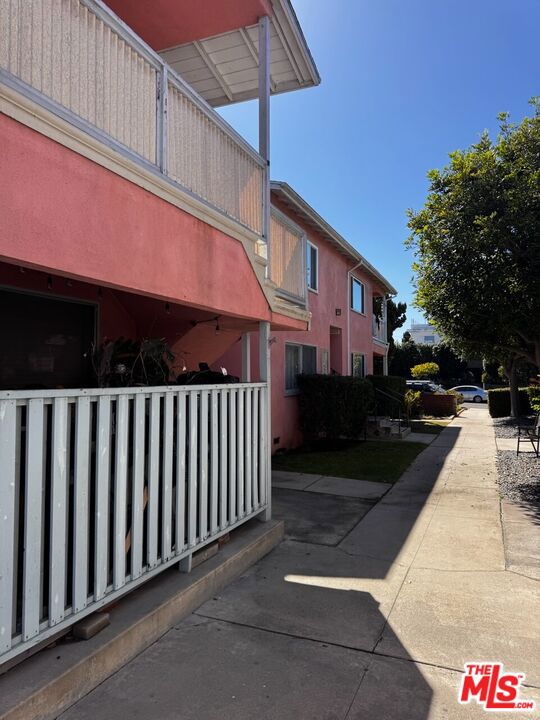 Residential Income for sale at 3714 Corinth Avenue, Los Angeles CA featuring 14 beds and 8 baths