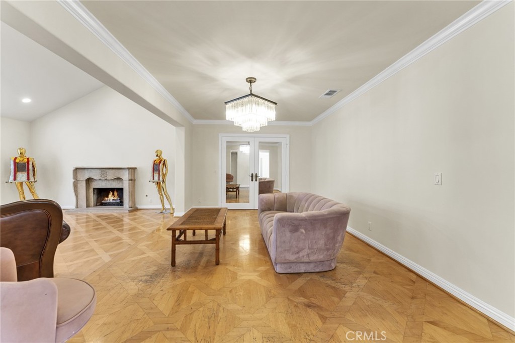 Residential for sale at 2412 Jupiter, Los Angeles CA featuring 6 beds and 5 baths