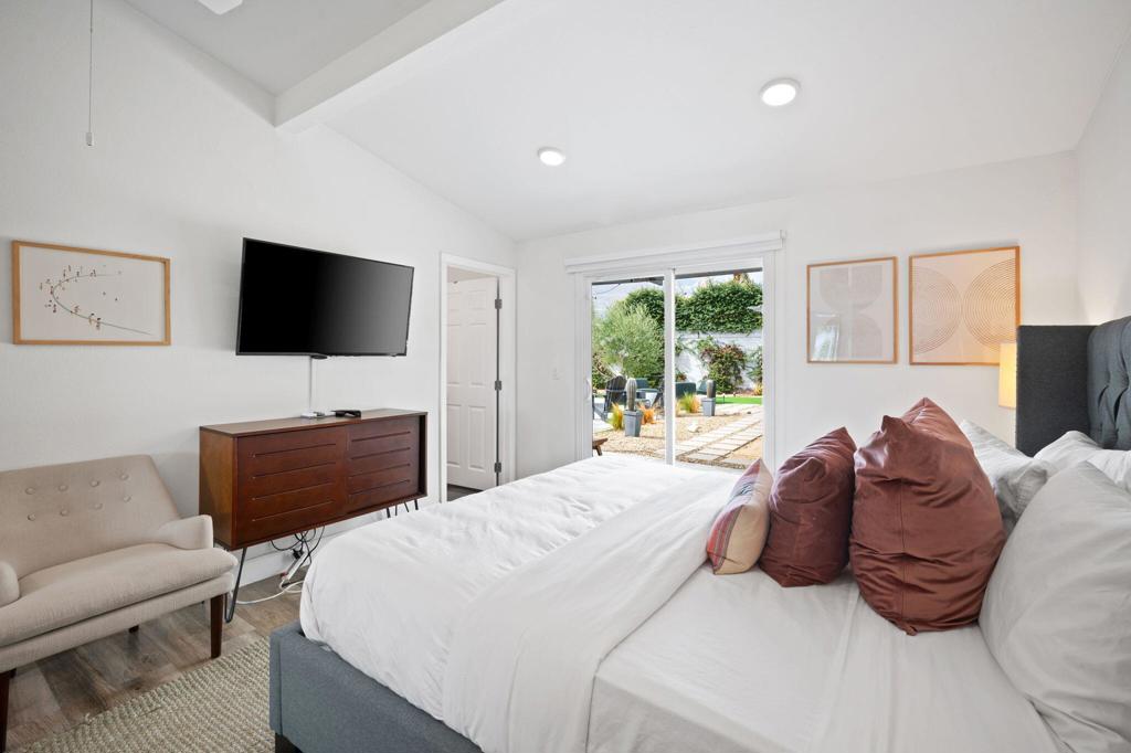 Residential for sale at 3059 N Biskra Road, Palm Springs CA featuring 4 beds and 2 baths