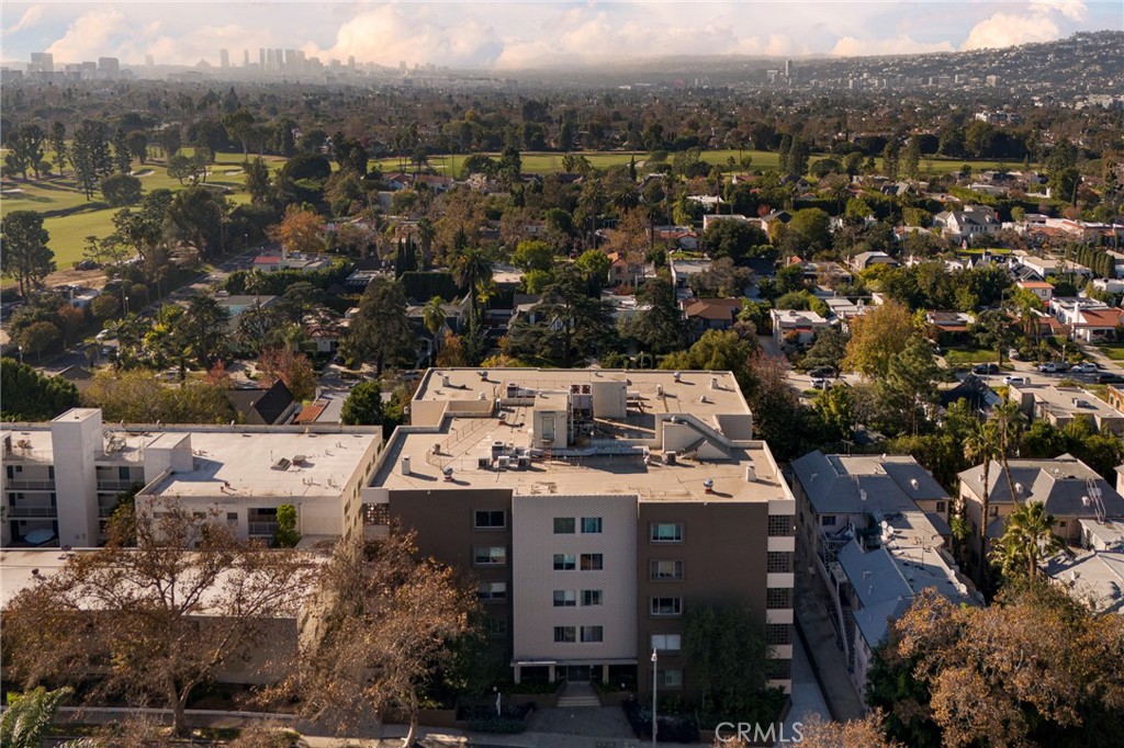 Residential for sale at 531 N Rossmore Avenue 202, Los Angeles CA featuring 2 beds and 2 baths