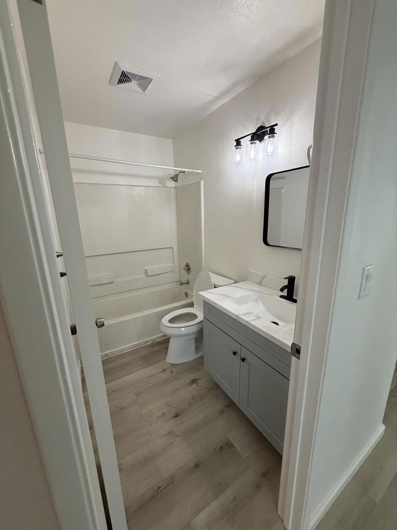 Residential Lease for rent at 7003 Rodling Drive G, San Jose, Santa Clara County CA featuring 2 beds and 2 baths