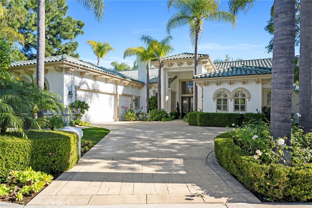 Residential for sale at 42 South Peak, Laguna Niguel CA featuring 3 beds and 3 baths