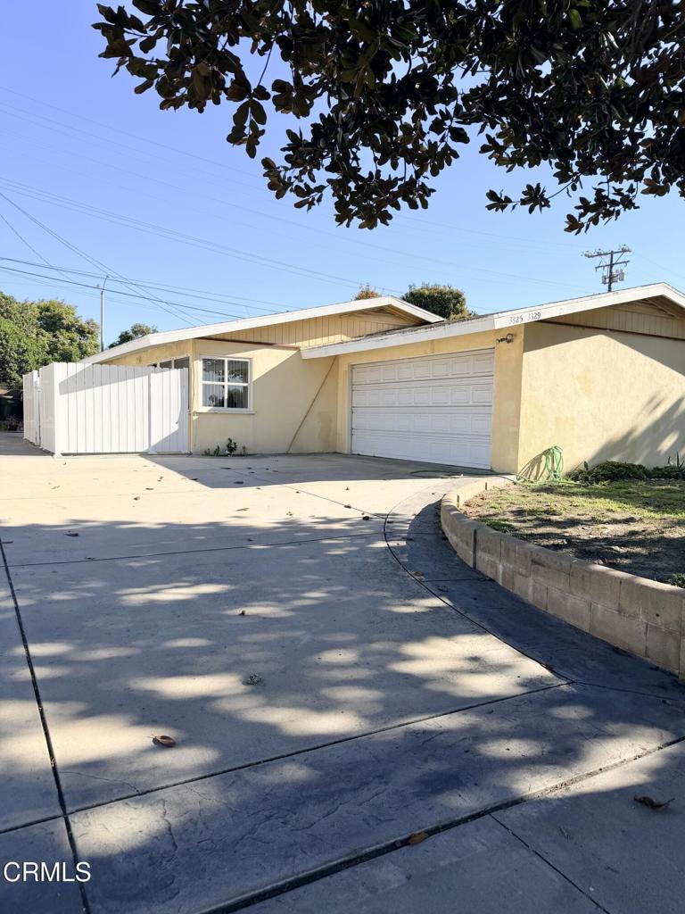 Residential Lease for rent at 3325 Porter Lane, Ventura CA featuring 2 beds and 1 bath