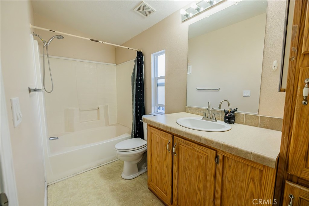 Manufactured In Park for sale at 13102 Partridge 51, Garden Grove CA featuring 3 beds and 2 baths