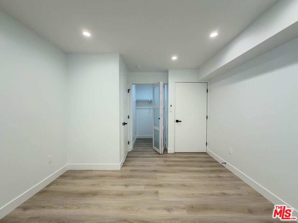 Residential Lease for rent at 1211 Beryl E, Redondo Beach CA featuring 2 beds and 1 bath