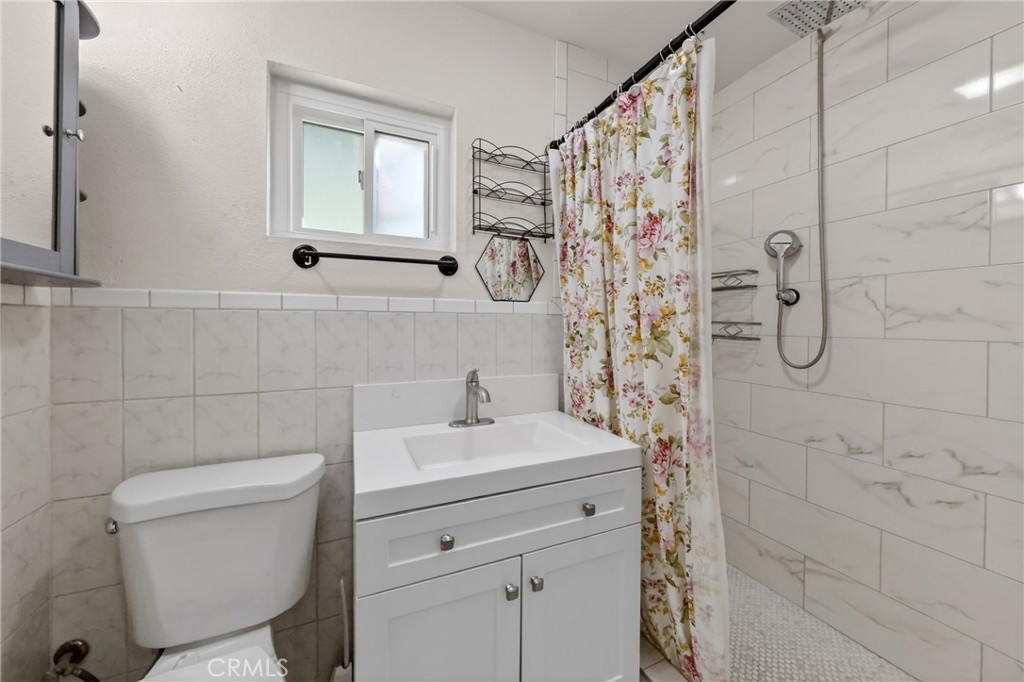 Residential Lease for rent at 6808 San Alto Way, Buena Park CA and 1 bath