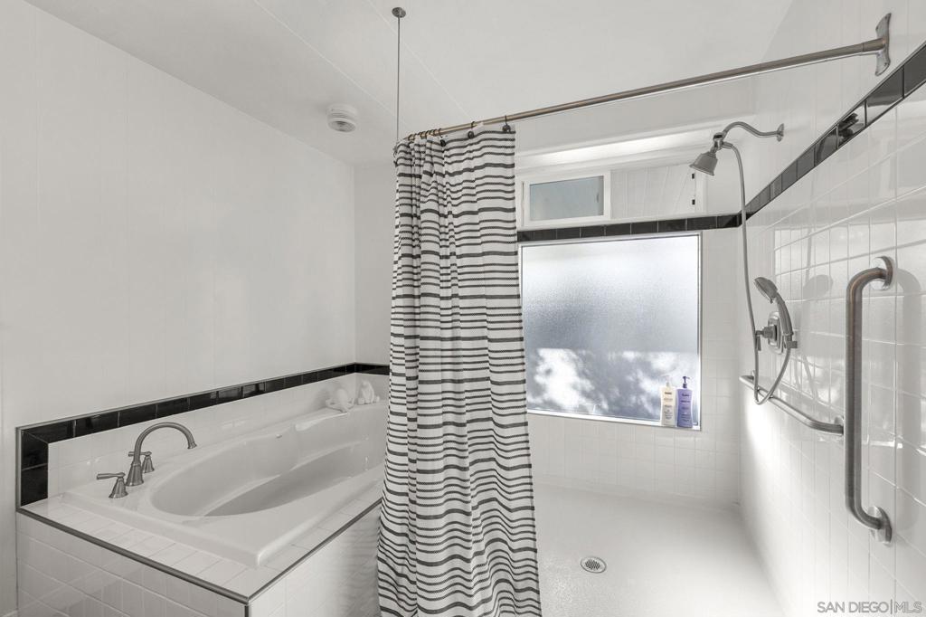 Manufactured In Park for sale at 7004 San Bartolo, Carlsbad CA featuring 2 beds and 2 baths