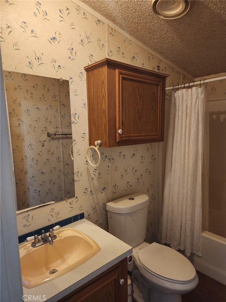 Manufactured In Park for sale at 16950 S Gramercy Place 23 A, Gardena CA featuring 2 beds and 1 bath