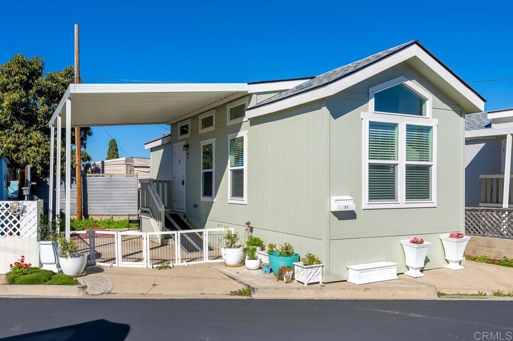 Manufactured In Park for sale at 708 H Street 31, Chula Vista CA featuring 2 beds and 1 bath
