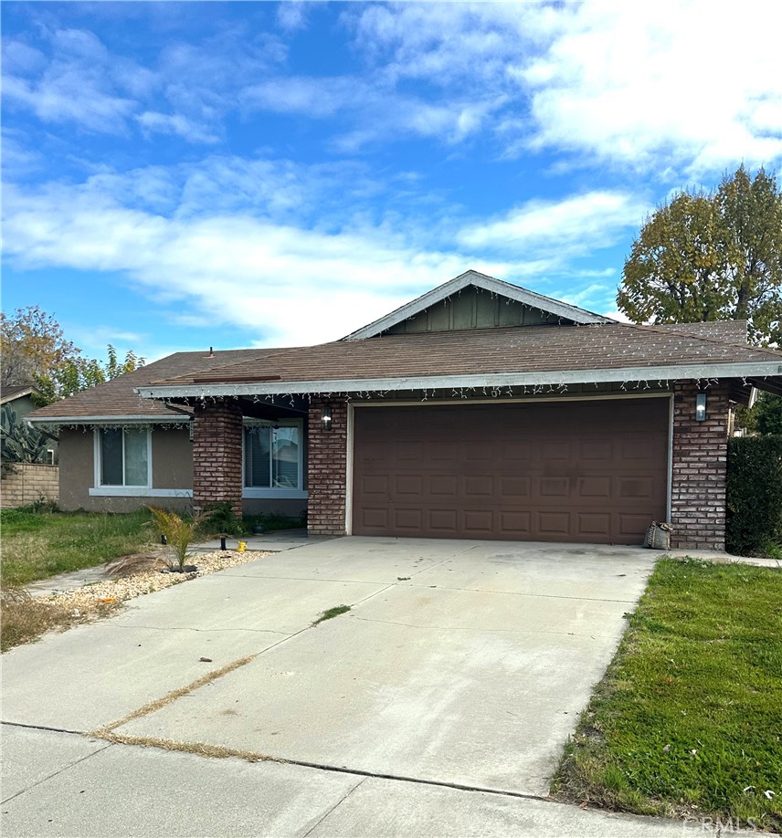 Residential for sale at 25570 Orangewood, Hemet CA featuring 3 beds and 2 baths