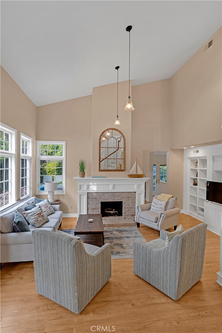 Residential Lease for rent at 15 Chelsea Point, Dana Point CA featuring 3 beds and 3 baths