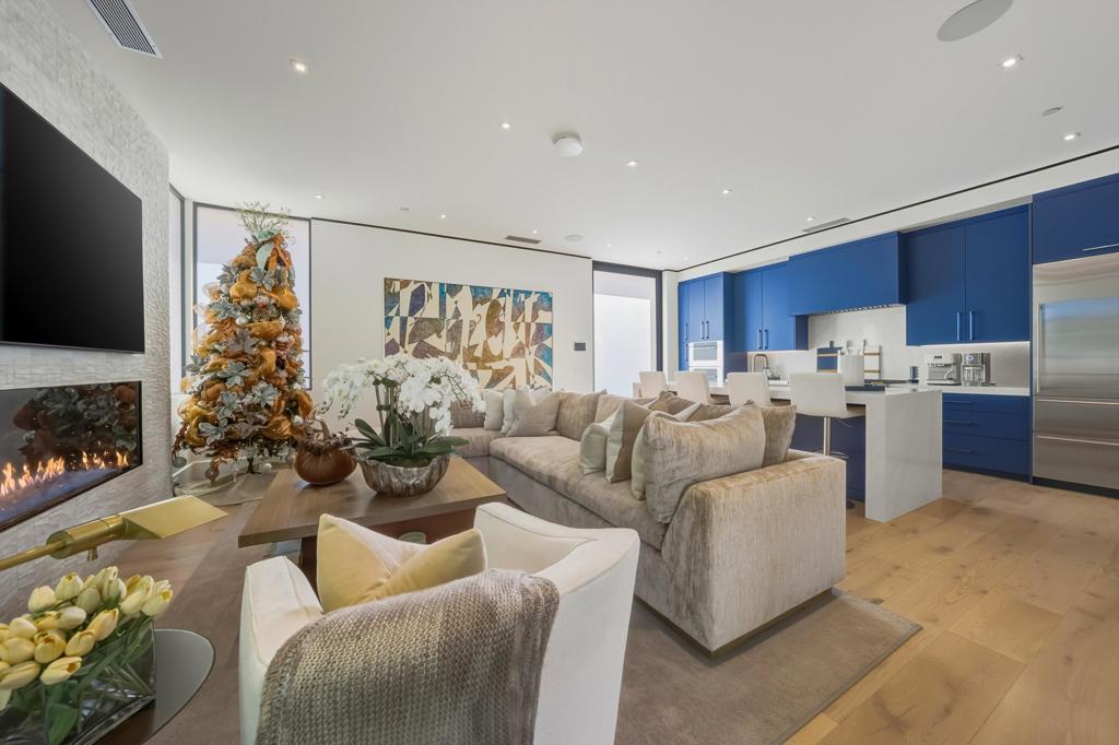 Residential for sale at 52637 Meriwether Way, La Quinta CA featuring 11 beds and 15 baths