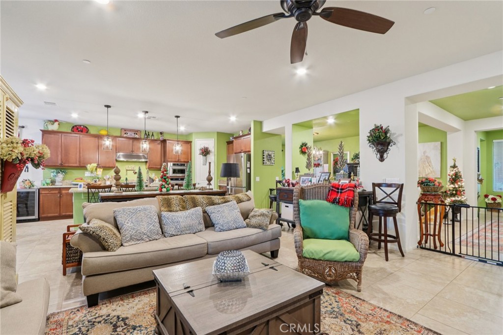 Residential for sale at 1639 Via Simpatico, Hemet CA featuring 3 beds and 3 baths