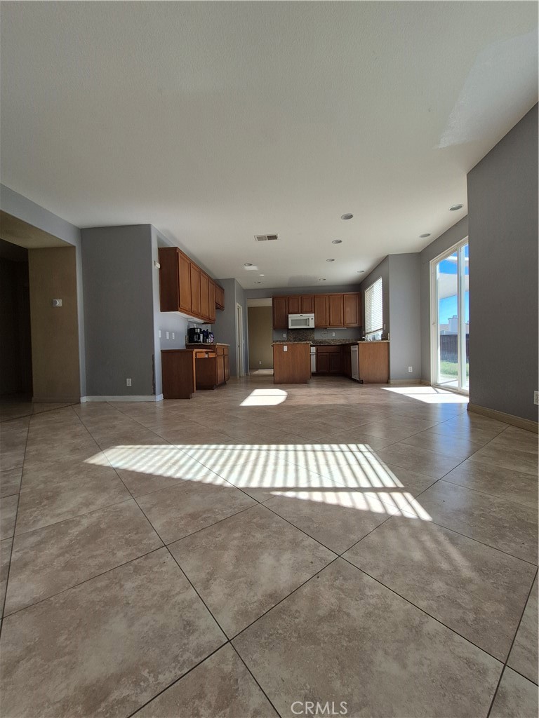 Residential Lease for rent at 28841 Tonya, Murrieta CA featuring 4 beds and 3 baths