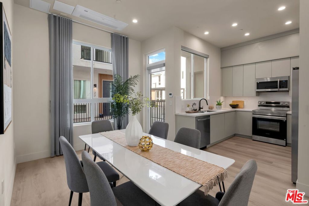 Active for sale at Inglewood, CA, Inglewood, CA CA and 4 baths