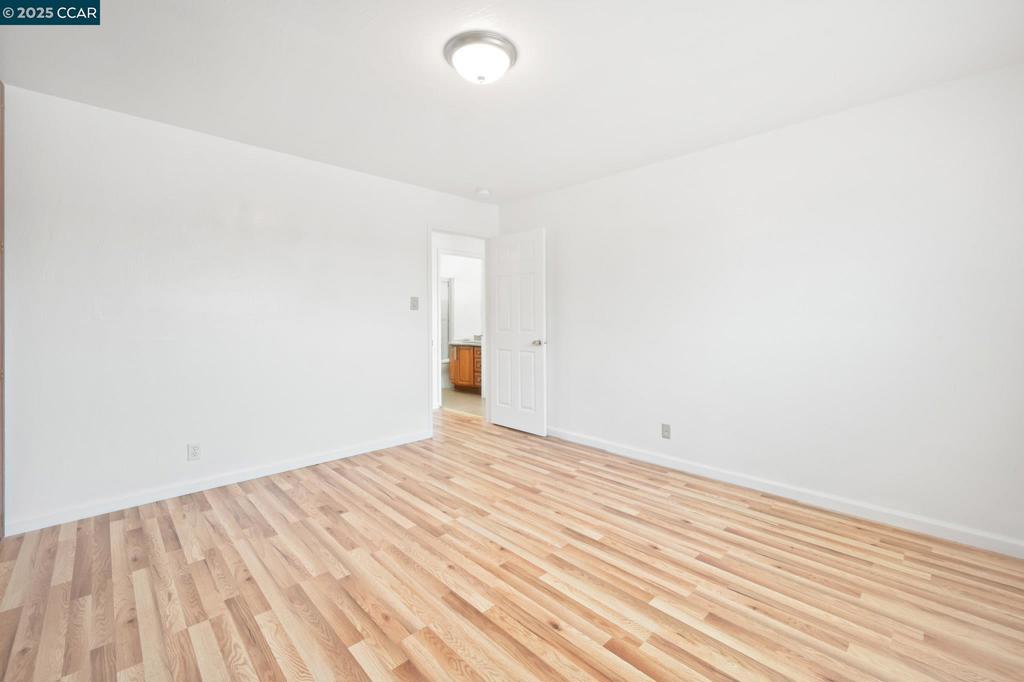 Residential Lease for rent at 2544 Denning Ct, Castro Valley CA featuring 2 beds and 1 bath