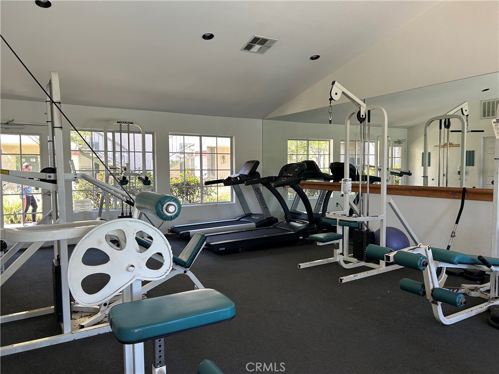 Residential for sale at 10824 Sabre Hill, San Diego CA featuring 1 bed and 1 bath