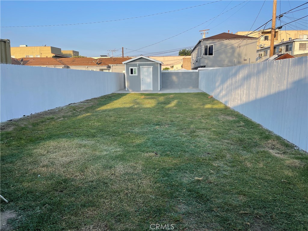 Residential Income for sale at 117 S Cedar, Inglewood CA