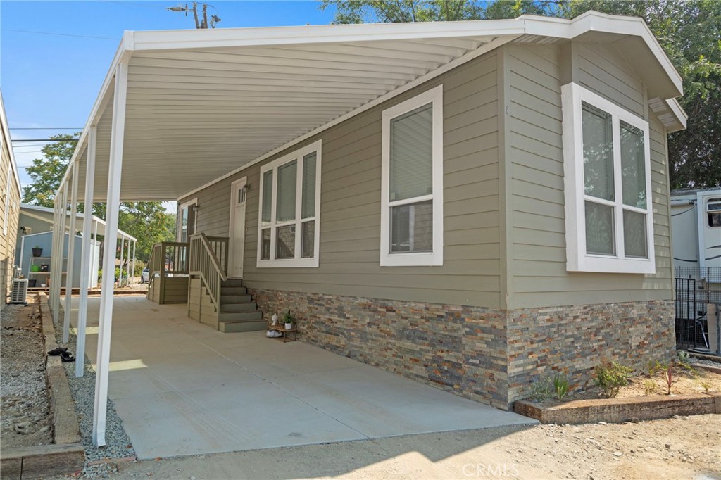 Manufactured In Park for sale at 22113 Grand Terrace Rd 7, Grand Terrace CA featuring 2 beds and 1 bath
