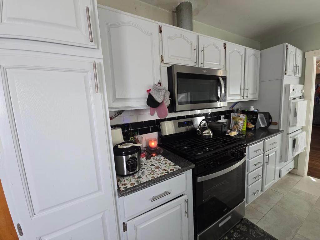Residential for sale at 5985 Monterey Road, Gilroy CA featuring 3 beds and 2 baths